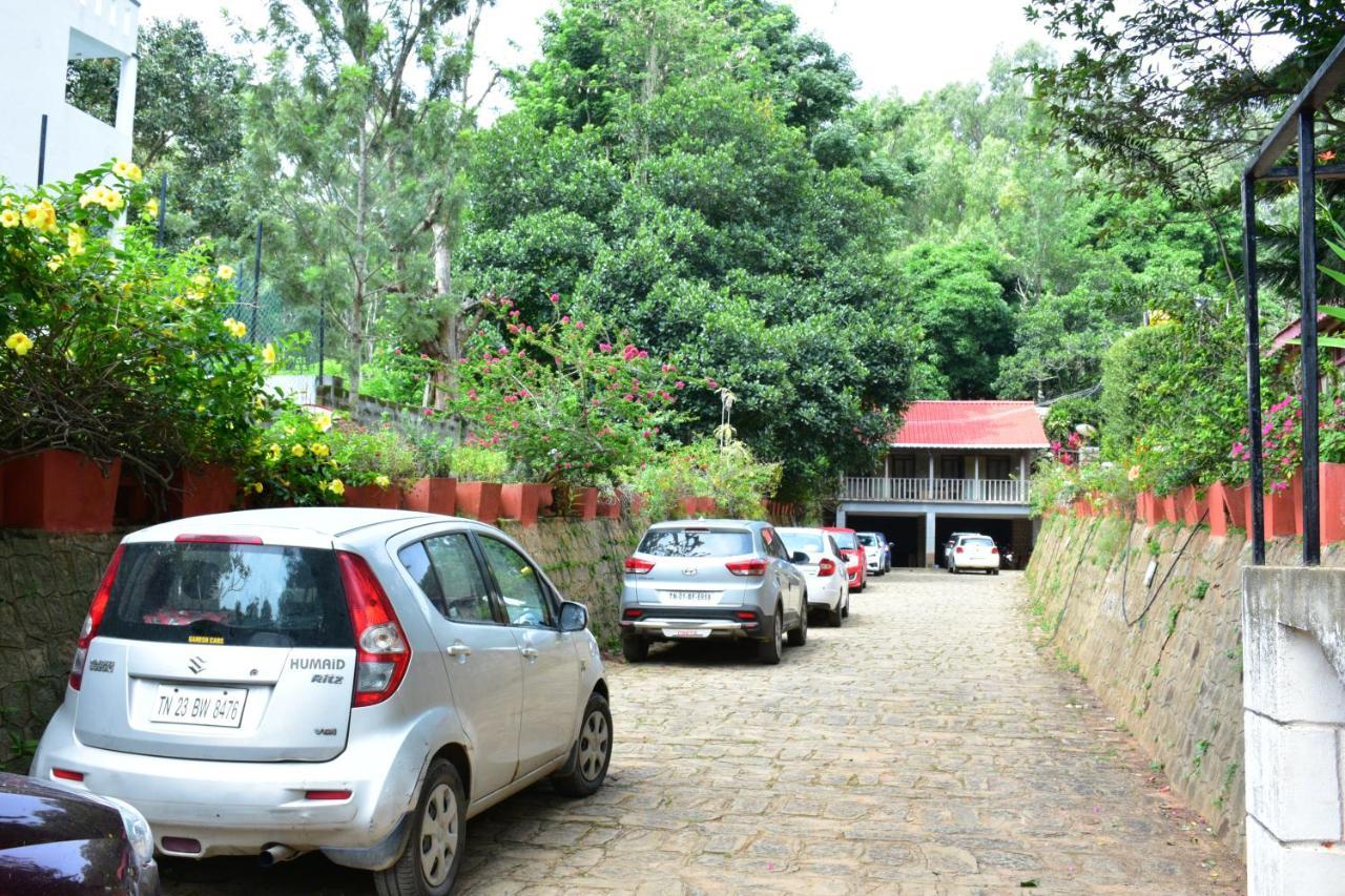 Zeenath Taj Gardens 耶拉吉里 外观 照片