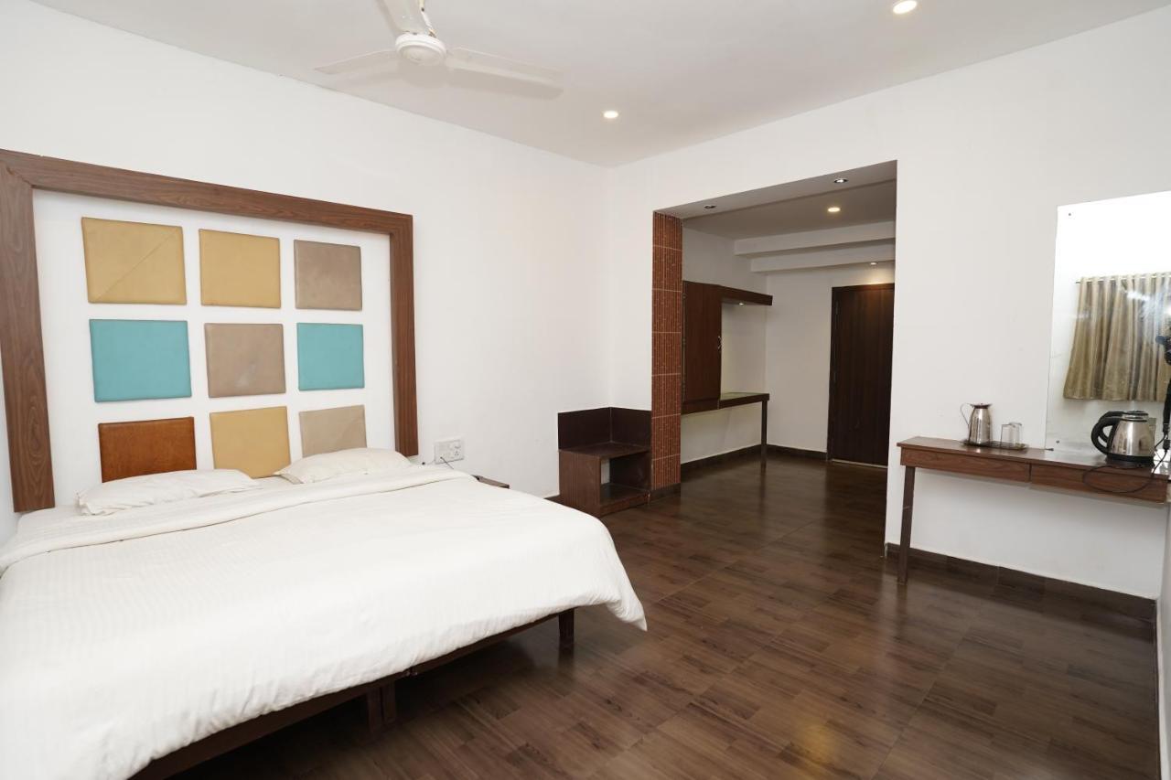 Zeenath Taj Gardens 耶拉吉里 外观 照片