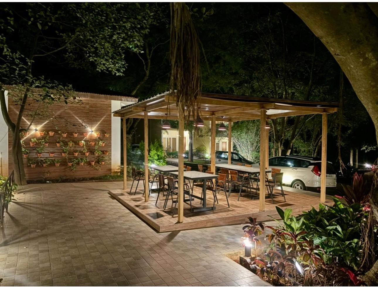 Zeenath Taj Gardens 耶拉吉里 外观 照片
